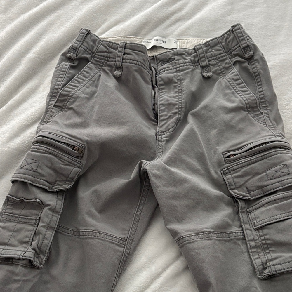 Hollister cargo pants